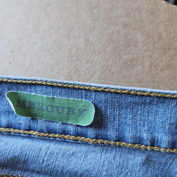 Jeanstar Light Blue Faded Jeans Mercury Size 8 Petite - Picture 6 of 7